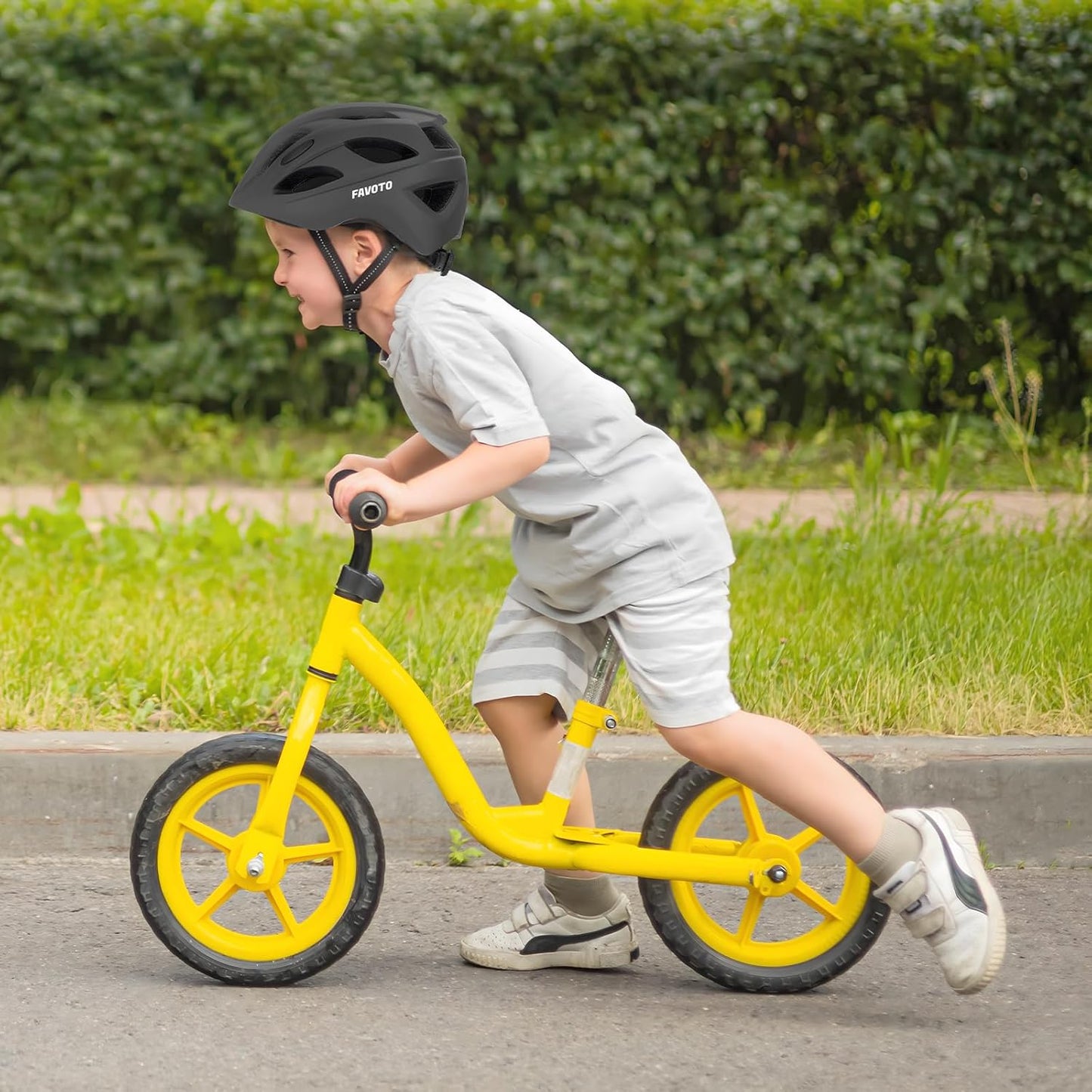 Favoto Kinderfietshelm - Zwart